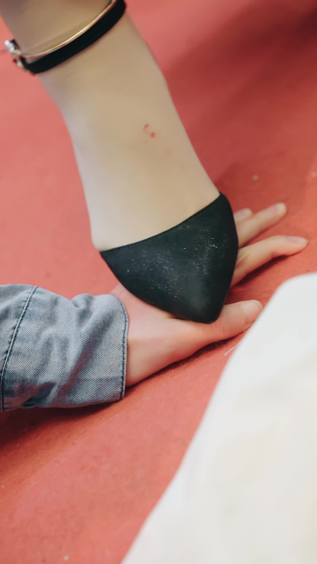 Episode 13 - Poor? I'm the Billionaire's Daughter